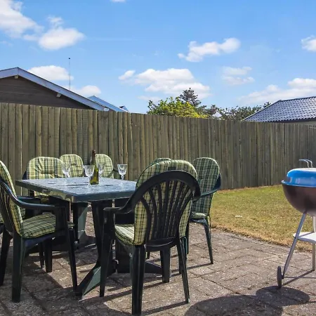 Holiday home Bozin - 200m From The Sea In Nw Jutland By Interhome Lokken